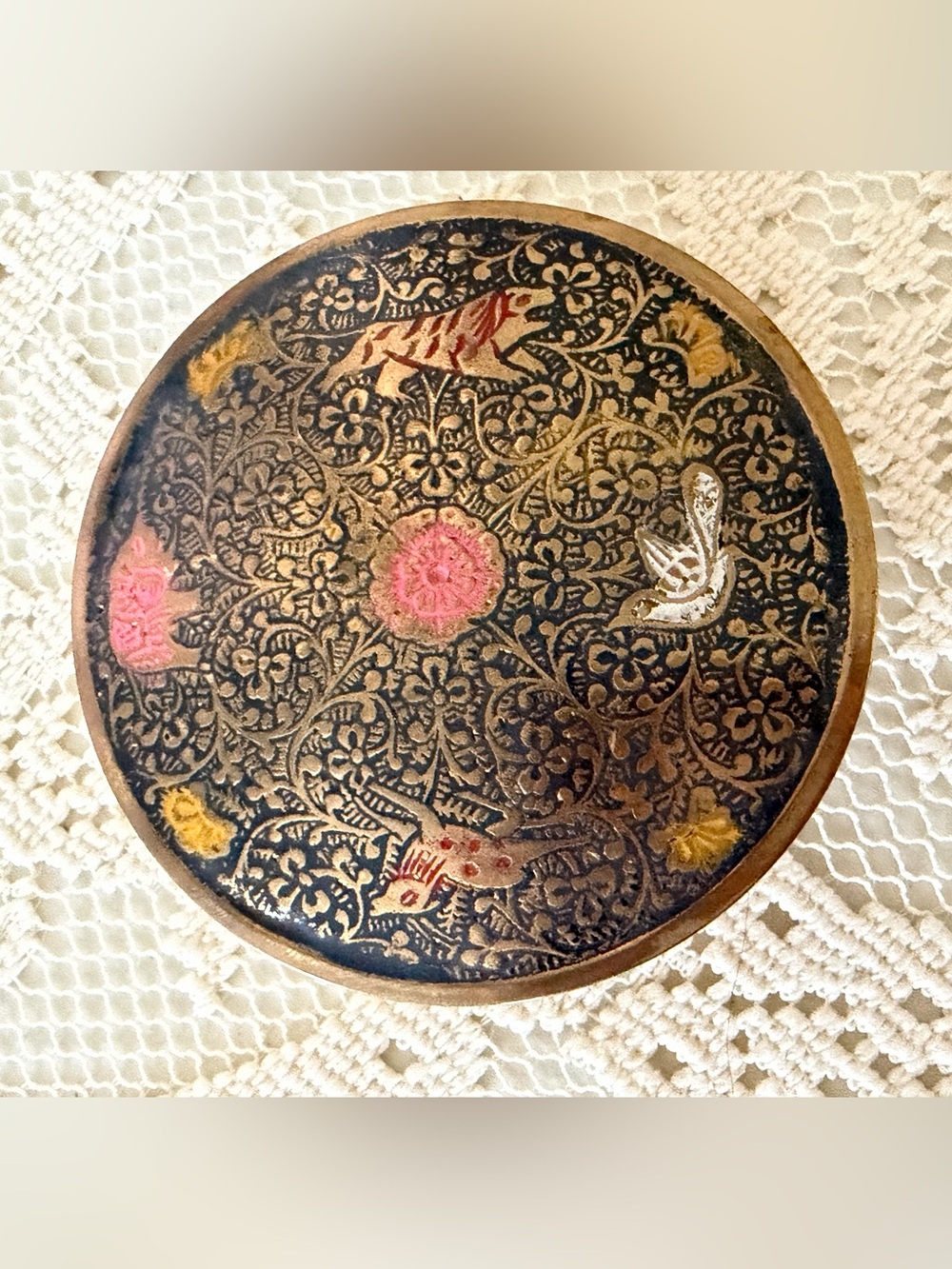 VTG Etched Brass Trinket Box with Enamel Floral Animal Lid/Round Catchall